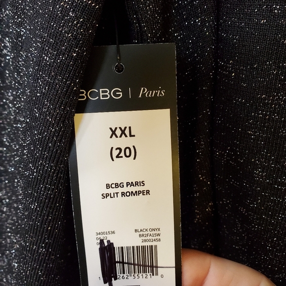 BCBG Paris NWT Black Sparkle Shorts Romper. Size XXL - Picture 3 of 7